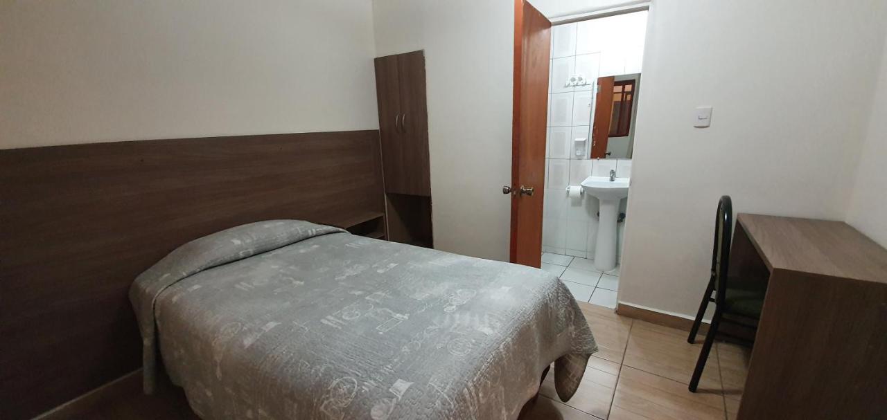 Hostal El Loa Calama Extérieur photo