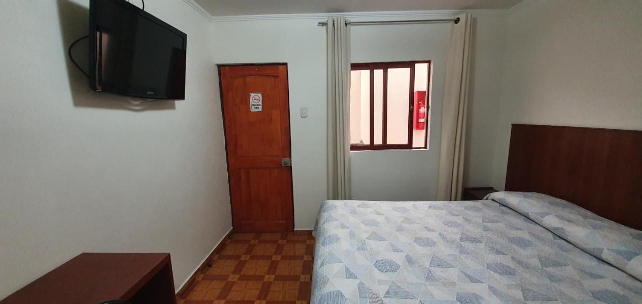 Hostal El Loa Calama Extérieur photo